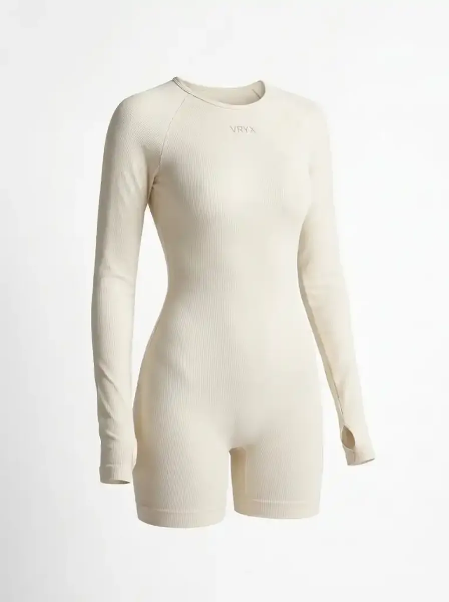 Mono Full White — garment